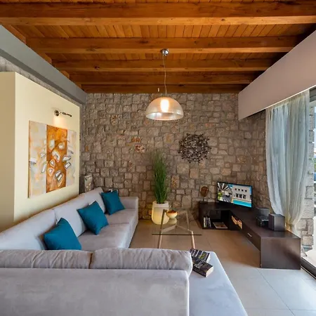 Villa Villa Costamare - Enjoy Lazy Days On The Private Pool-Jacuzzi Pefki (Rhodes)