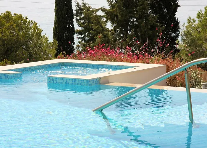 فيلة Costamare - Enjoy Lazy Days On The Private Pool-jacuzzi *