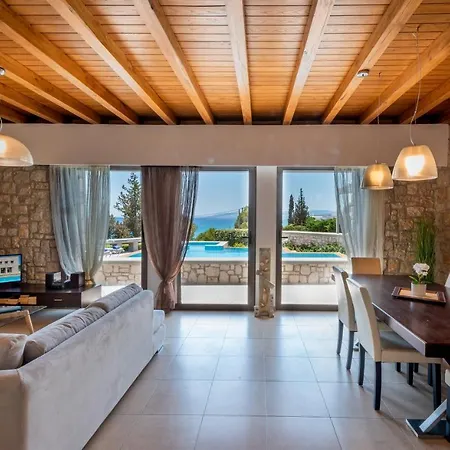 Costamare - Enjoy Lazy Days On The Private Pool-jacuzzi Villa Pefki