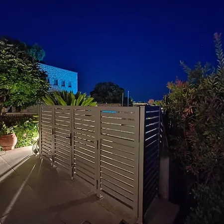 Costamare - Enjoy Lazy Days On The Private Pool-jacuzzi Villa Pefki