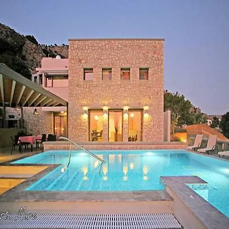 Costamare - Enjoy Lazy Days On The Private Pool-jacuzzi Villa Pefki