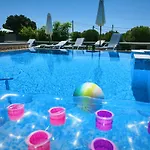 Costamare - Enjoy Lazy Days On The Private Pool-jacuzzi *