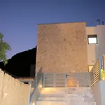 Costamare - Enjoy Lazy Days On The Private Pool-jacuzzi *